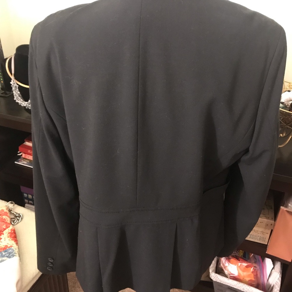 Black blazer - Picture 3 of 4